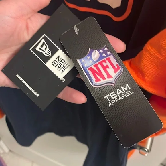 NFL Chicago Bears Long Sleeve Tee - Picture 4 of 5